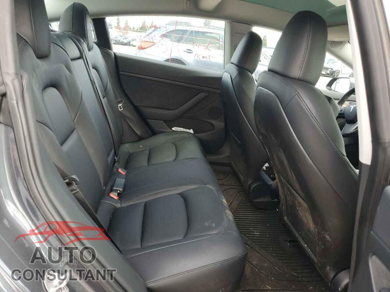 TESLA MODEL 3 2023 - 5YJ3E1EA4PF695438