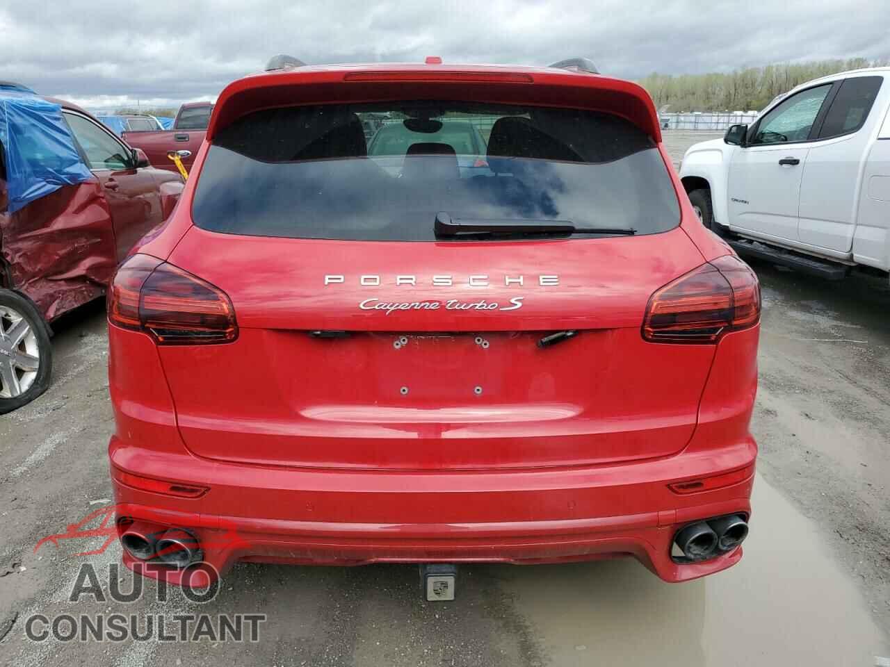 PORSCHE CAYENNE 2016 - WP1AC2A29GLA85130