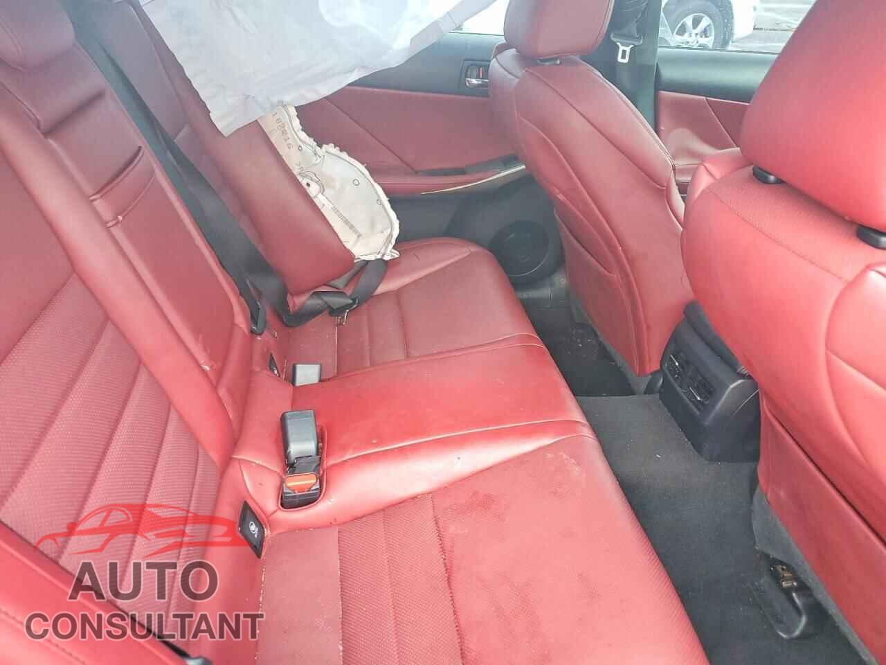 LEXUS IS 2015 - JTHBF1D29F5064508