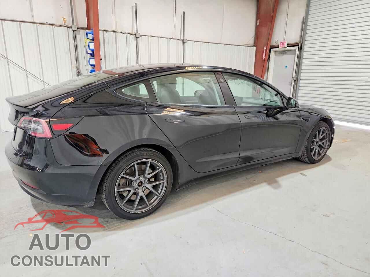 TESLA MODEL 3 2023 - 5YJ3E1EA9PF453681