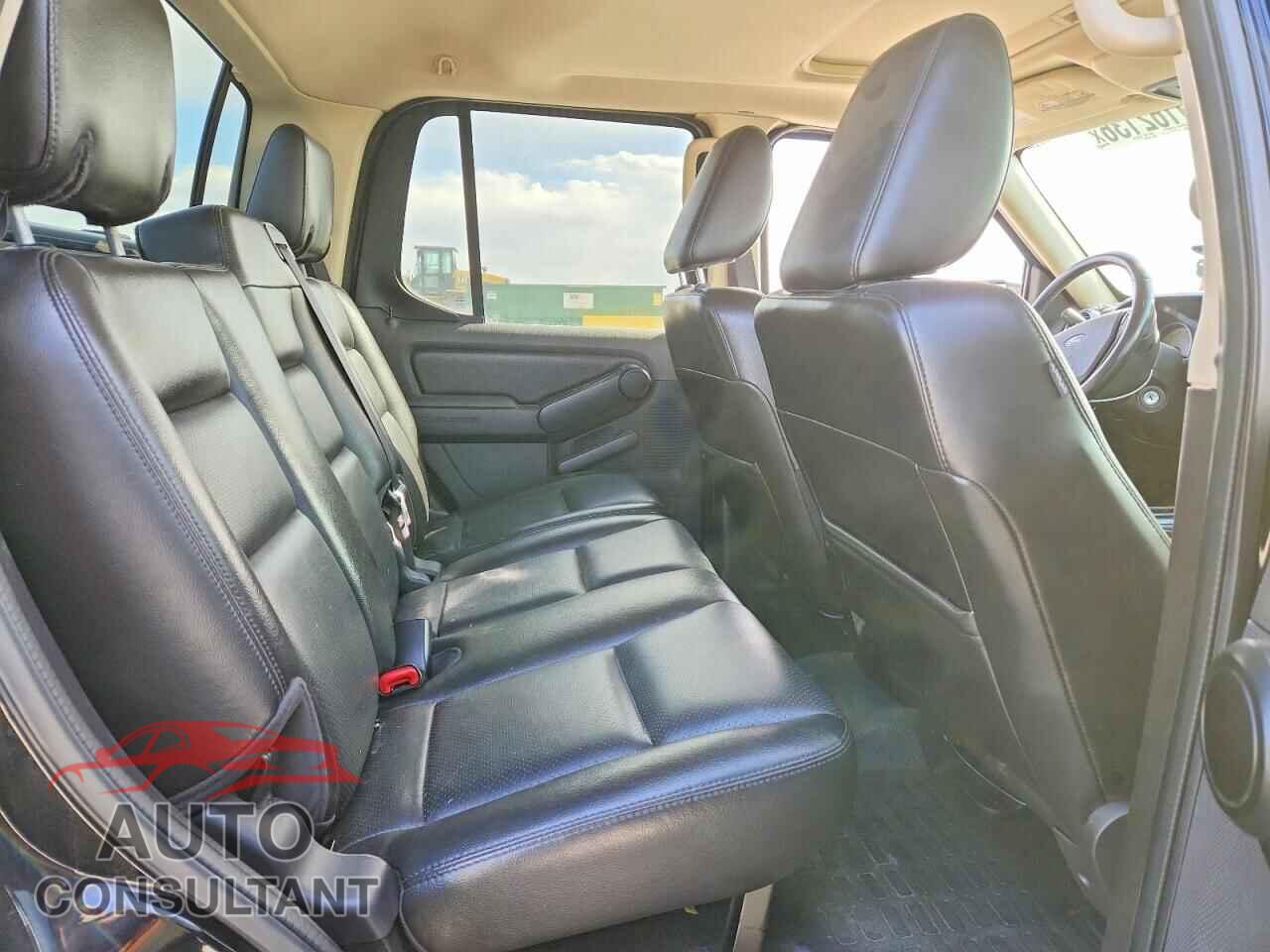 FORD EXPLORER 2010 - 1FMEU2D83AUA41198