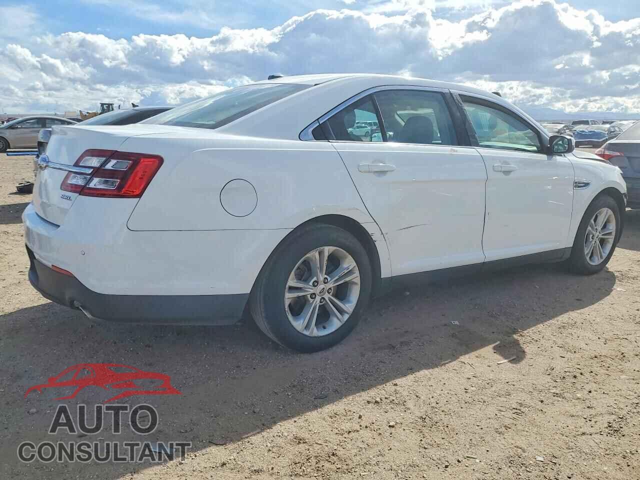 FORD TAURUS 2016 - 1FAHP2E89GG103594