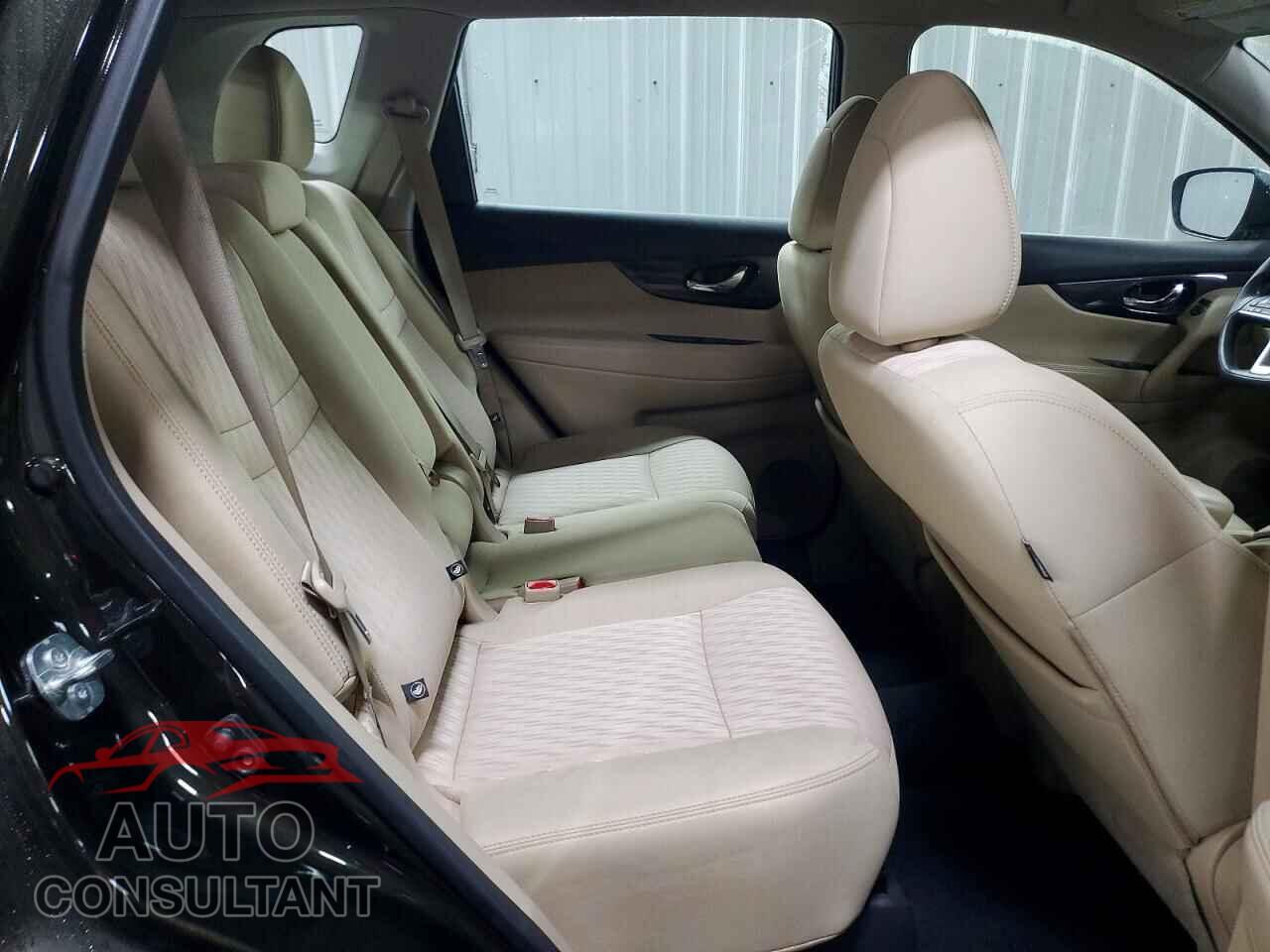 NISSAN ROGUE 2017 - 5N1AT2MV9HC832326