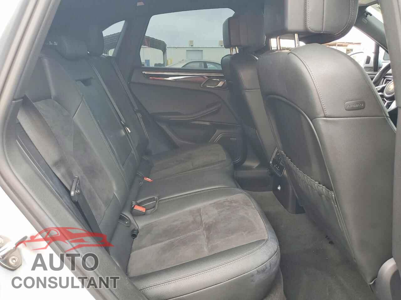 PORSCHE MACAN 2015 - WP1AB2A5XFLB58596