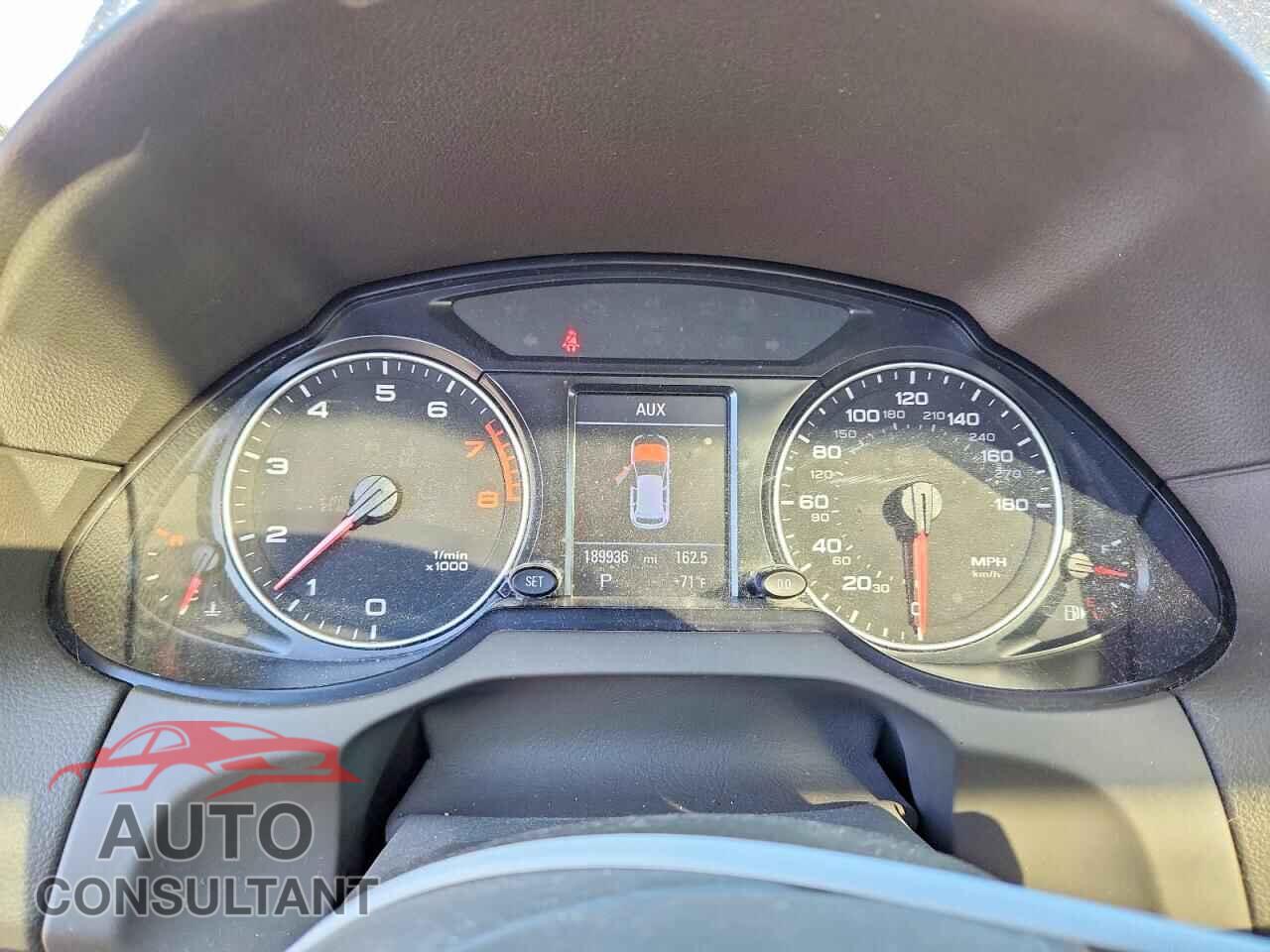 AUDI Q5 2010 - WA1VKAFPXAA007747