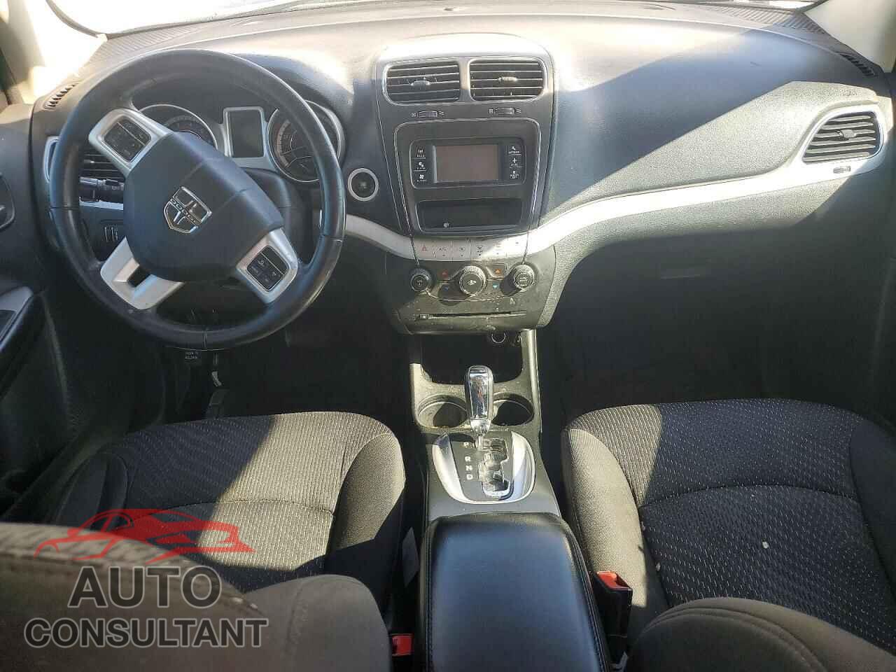 DODGE JOURNEY 2015 - 3C4PDCAB0FT692440