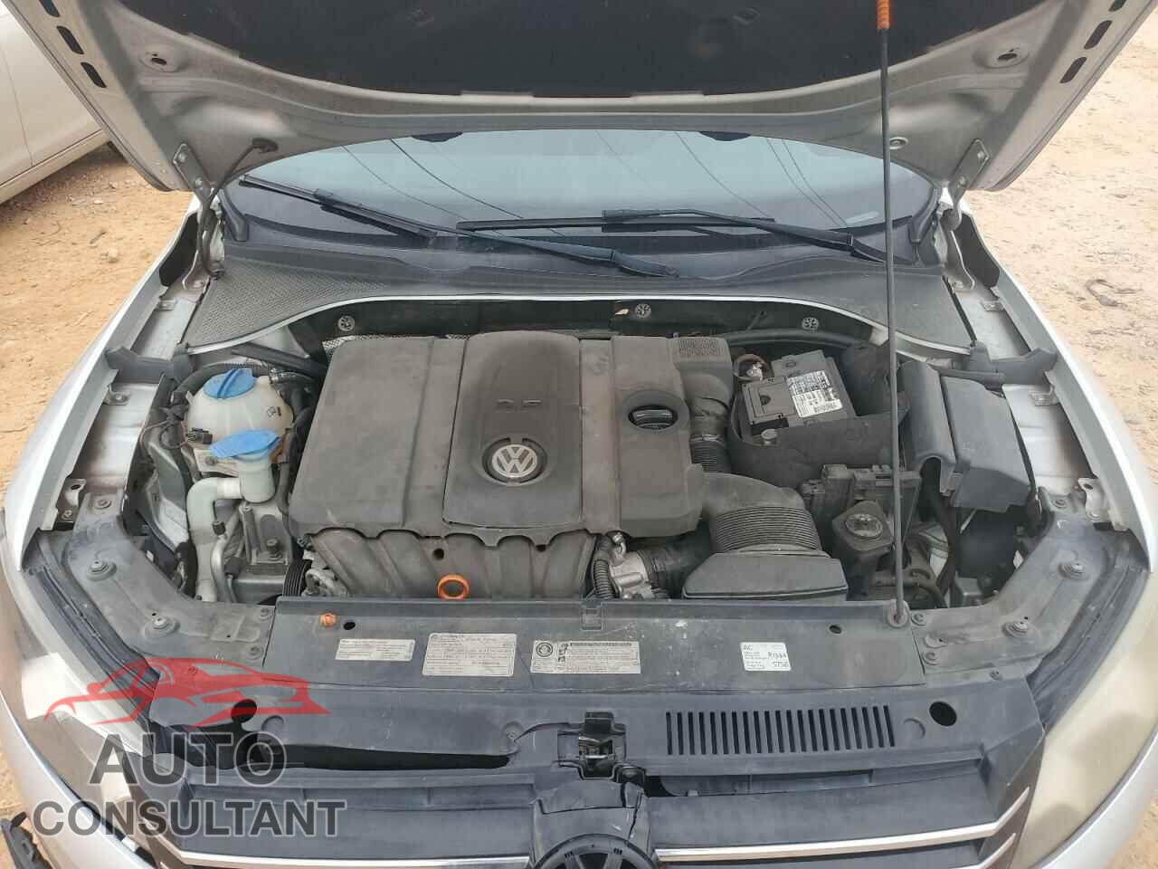 VOLKSWAGEN PASSAT 2013 - 1VWAP7A34DC059362