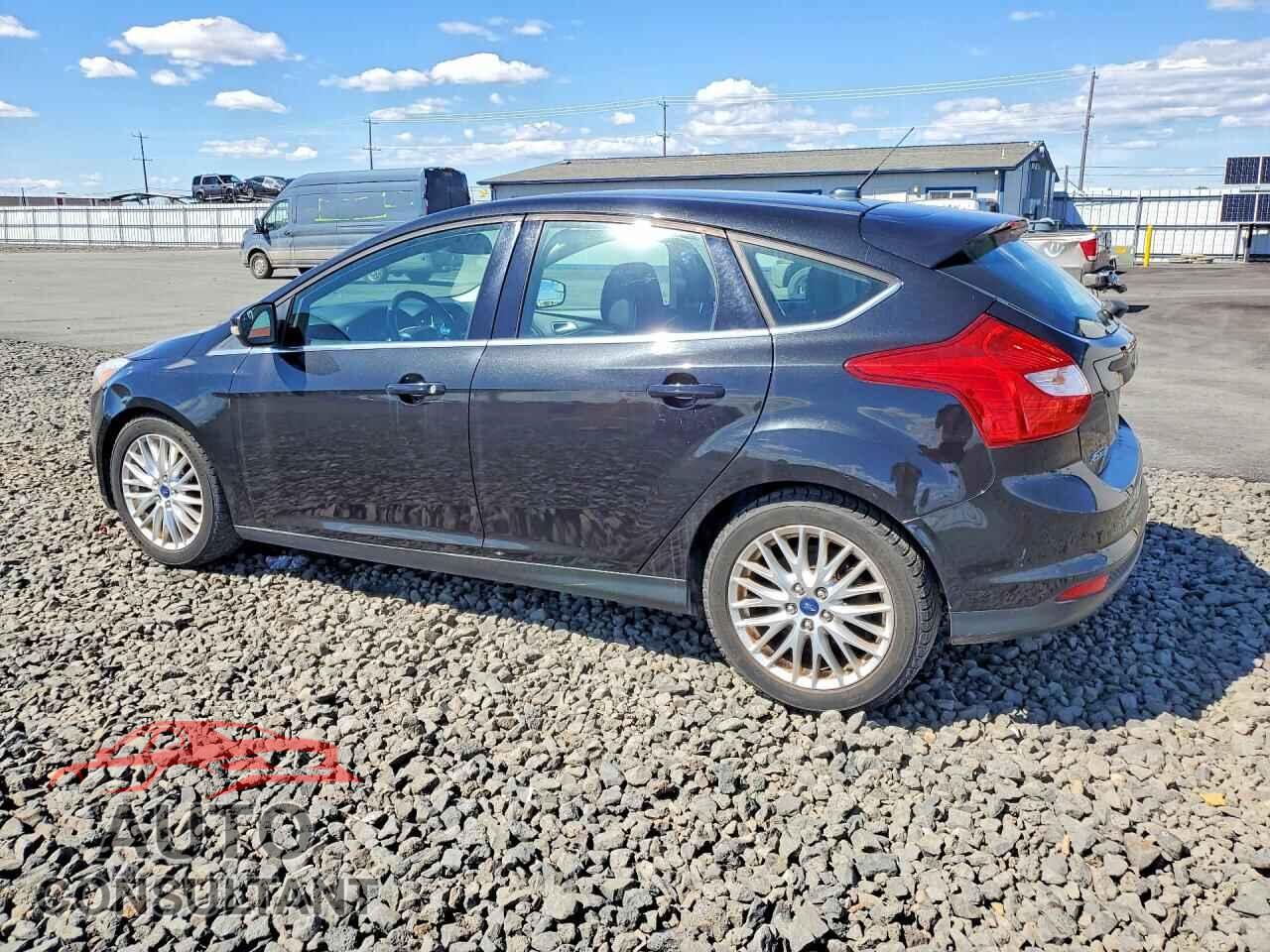 FORD FOCUS 2012 - 1FAHP3M24CL430022