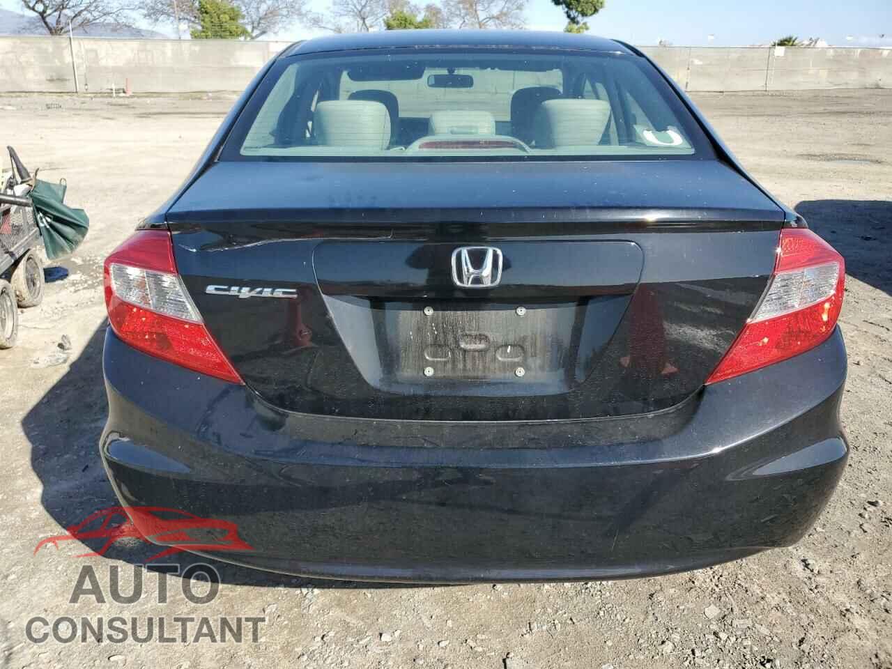 HONDA CIVIC 2012 - 2HGFB2E5XCH574272