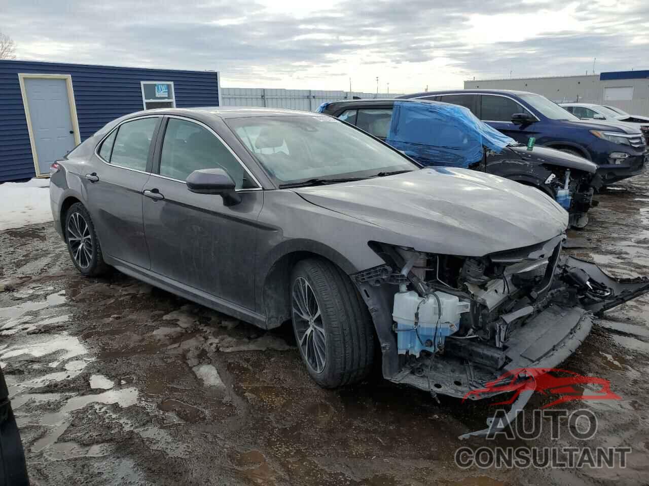 TOYOTA CAMRY 2020 - 4T1G11AK8LU930528