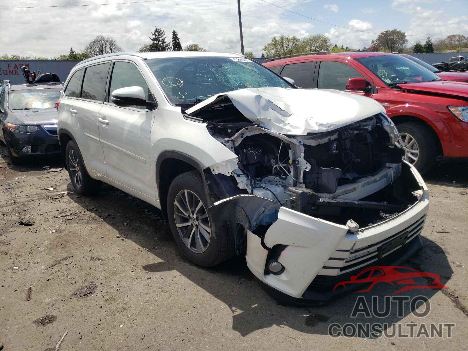 TOYOTA HIGHLANDER 2017 - 5TDJZRFHXHS510263