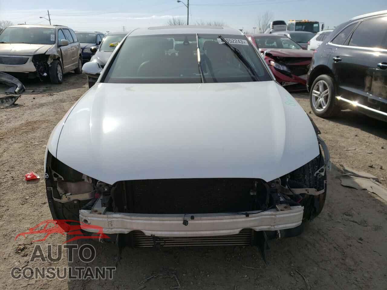 AUDI A6 2013 - WAUGFAFC3DN044830