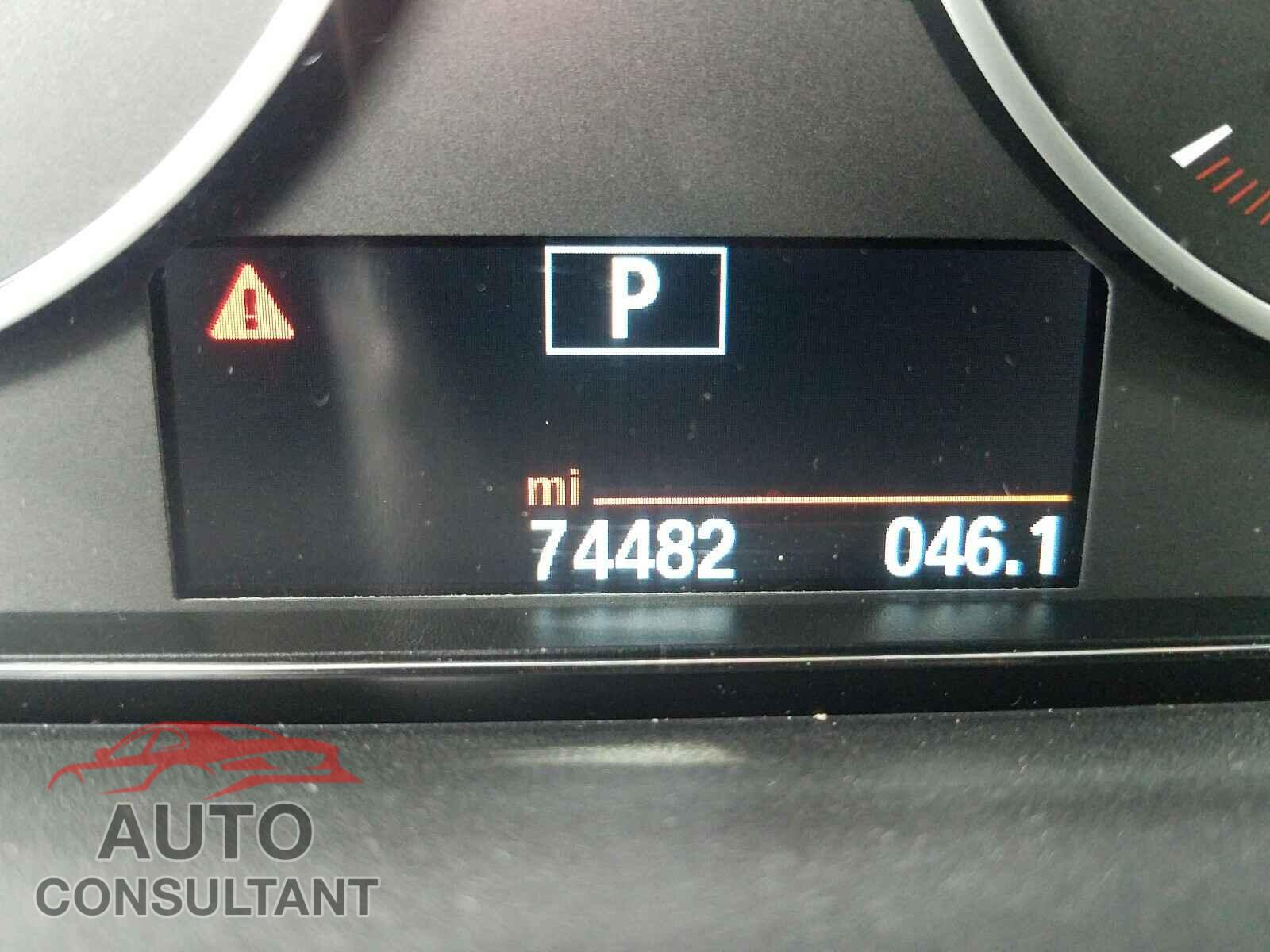 BMW 3 SERIES 2017 - WBA8B9C34HK885100
