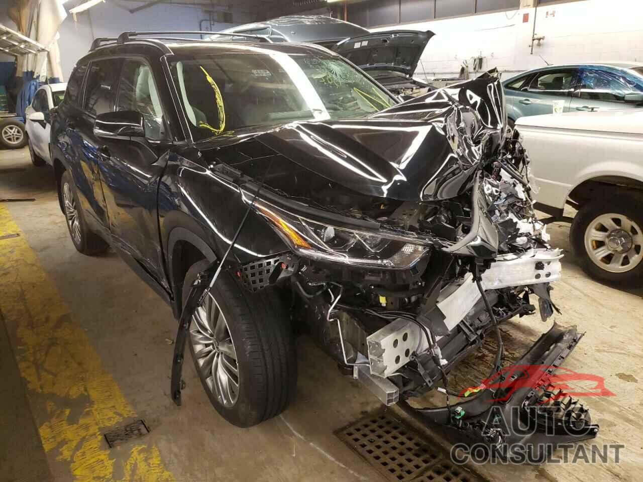 TOYOTA HIGHLANDER 2022 - 5TDEBRCH3NS070280