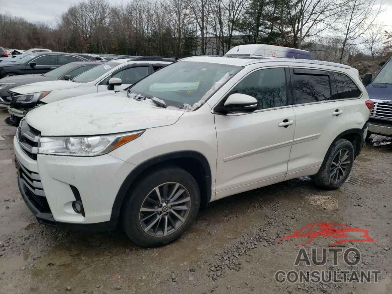 TOYOTA HIGHLANDER 2018 - 5TDJZRFH2JS887059