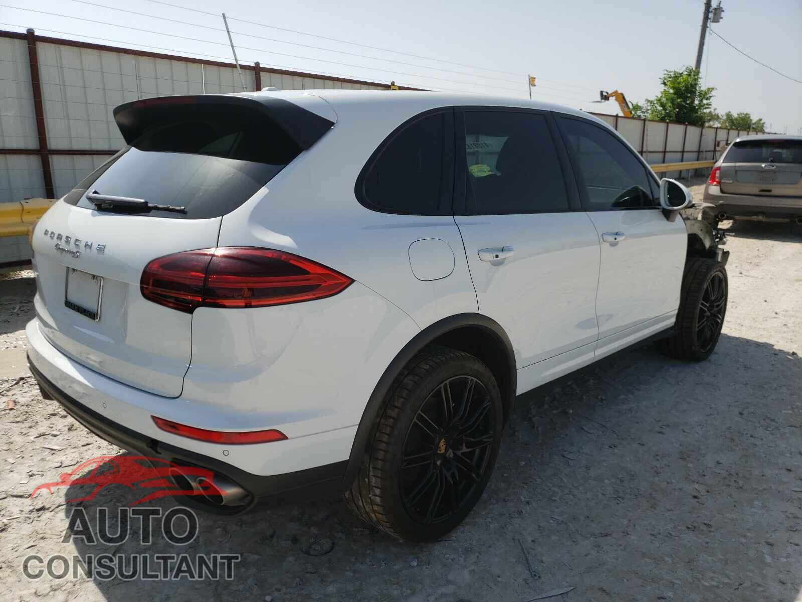 PORSCHE CAYENNE 2017 - WP1AB2A22HLA52698
