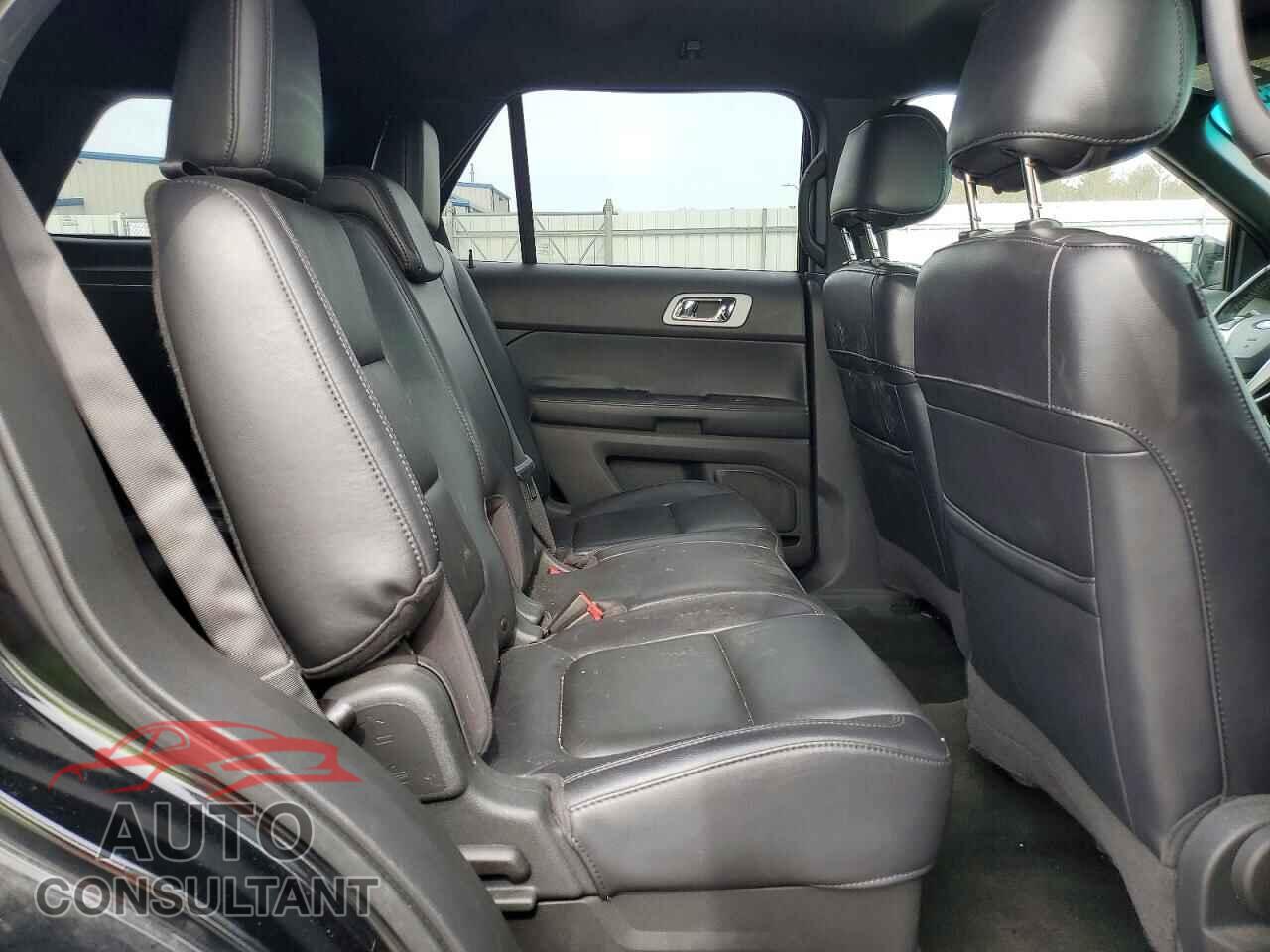 FORD EXPLORER 2011 - 1FMHK8D80BGA89652