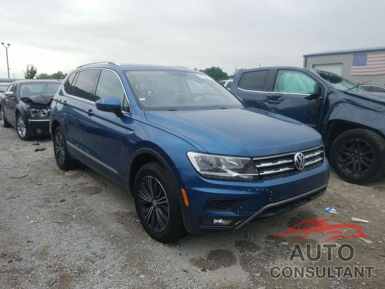 VOLKSWAGEN TIGUAN 2018 - 3VV2B7AX3JM010884