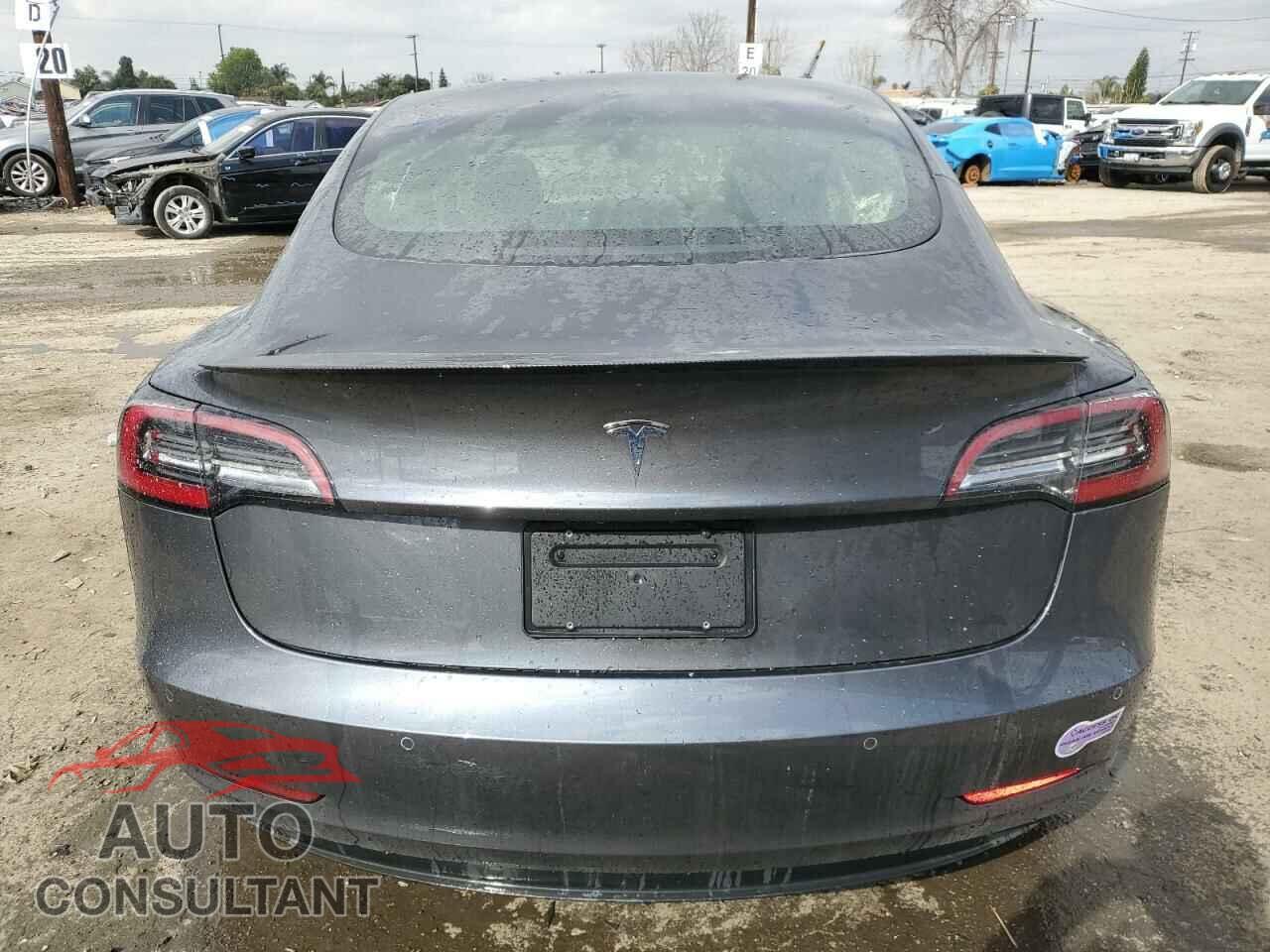 TESLA MODEL 3 2019 - 5YJ3E1EA5KF331294