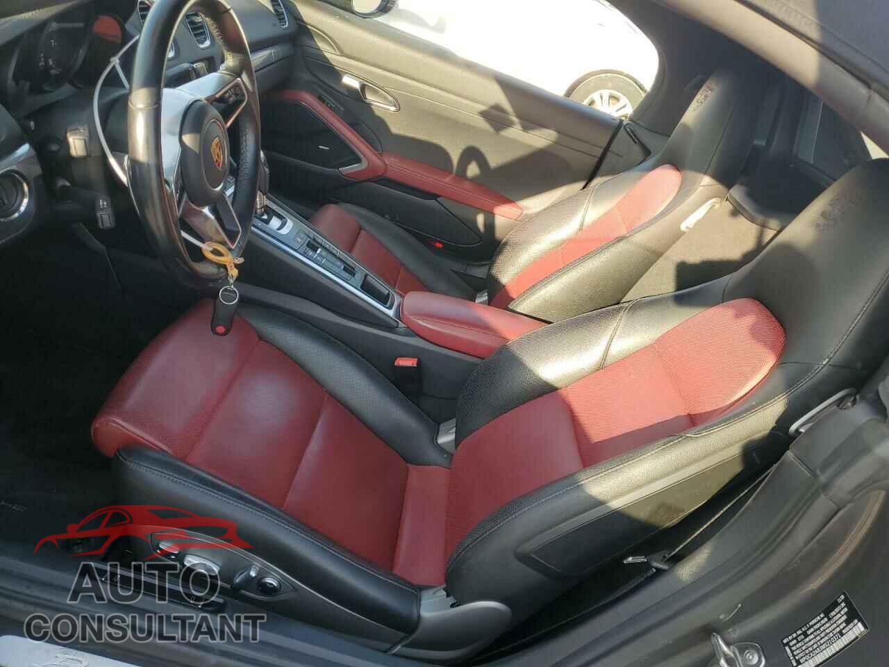 PORSCHE BOXSTER 2021 - WP0CA2A83MS210371