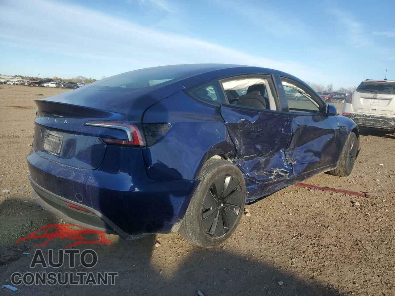TESLA MODEL 3 2024 - 5YJ3E1EAXRF784630