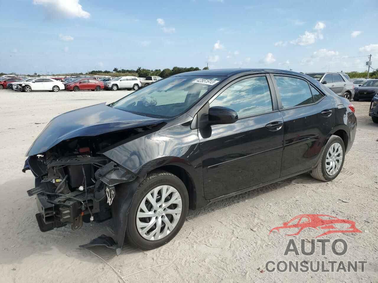 TOYOTA COROLLA 2018 - 5YFBURHE6JP848697