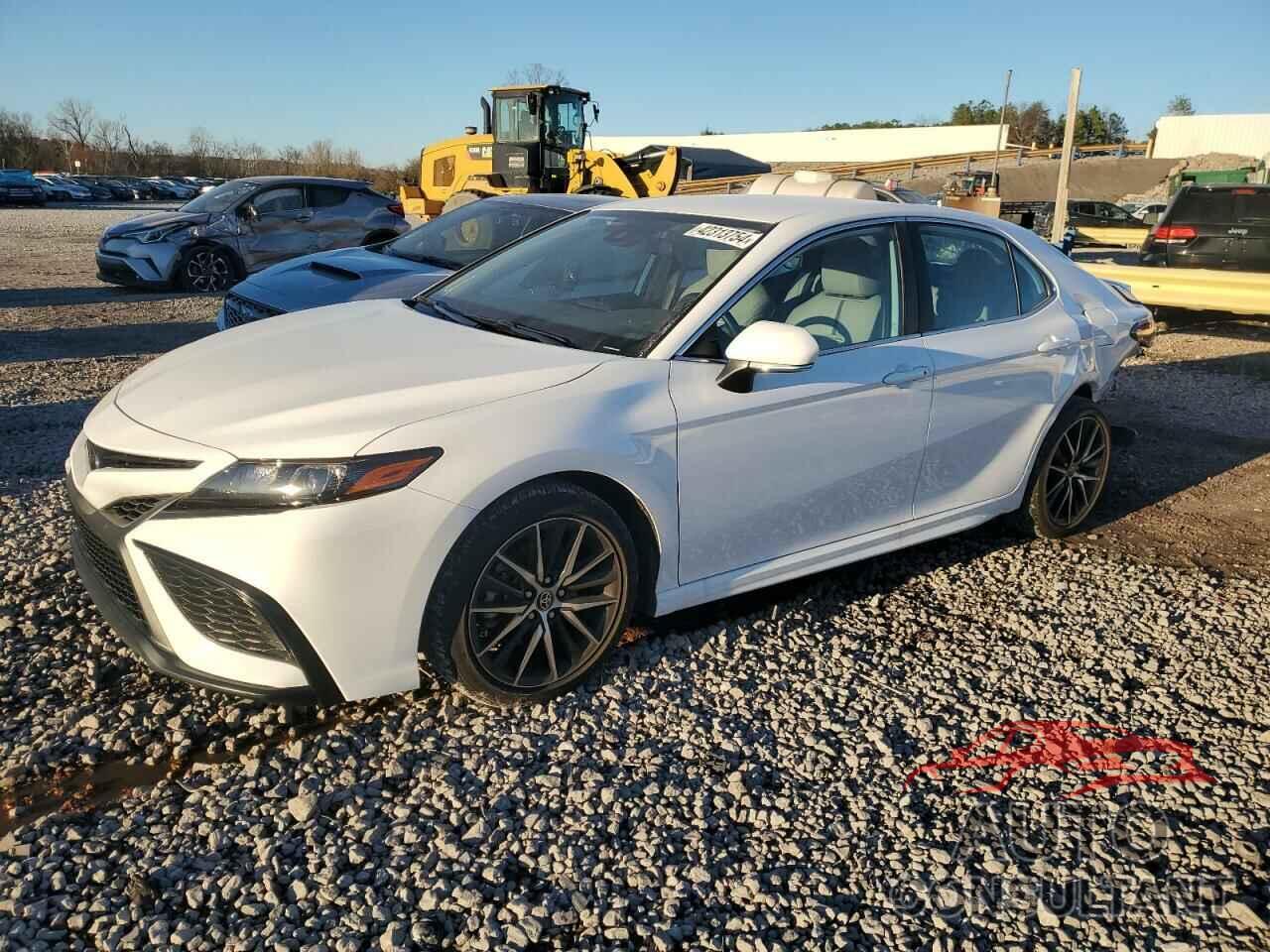 TOYOTA CAMRY 2022 - 4T1G11AK4NU675749