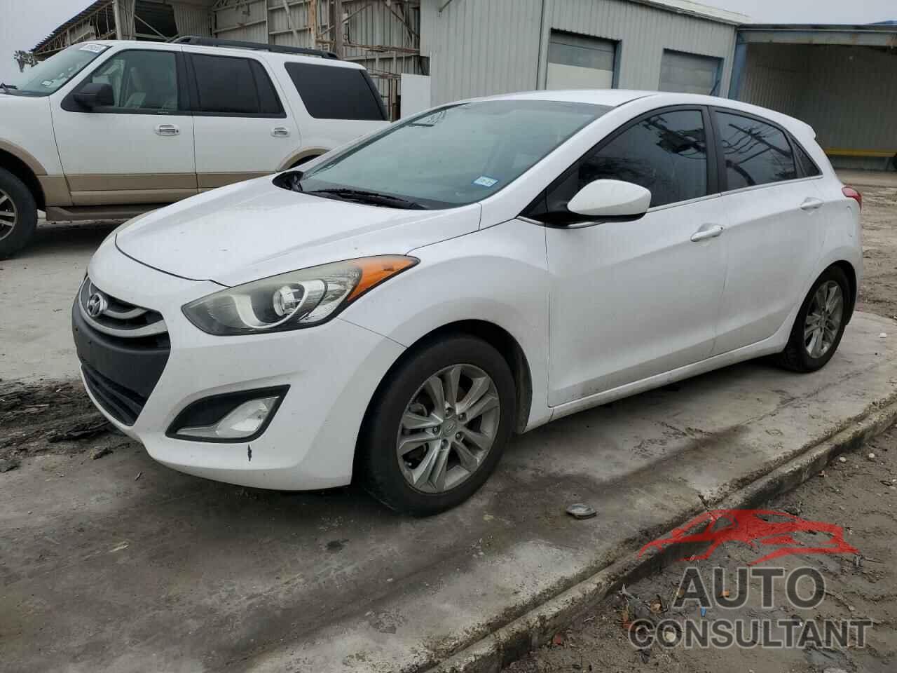 HYUNDAI ELANTRA 2015 - KMHD35LH6FU236446