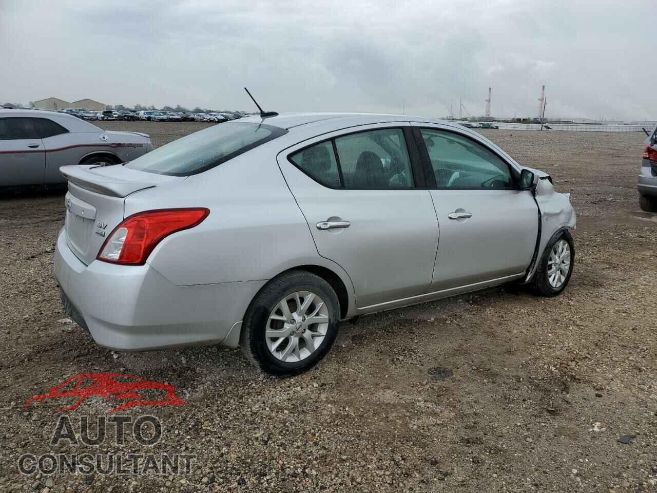 NISSAN VERSA 2017 - 3N1CN7AP2HL903268