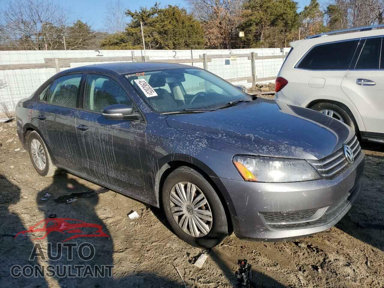 VOLKSWAGEN PASSAT 2014 - 1VWAT7A36EC093316