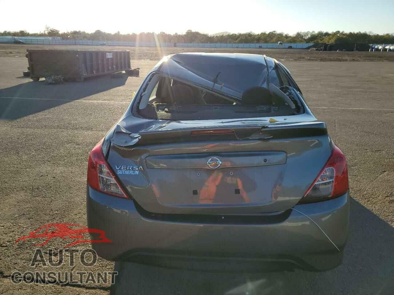 NISSAN VERSA 2017 - 3N1CN7AP7HL866976