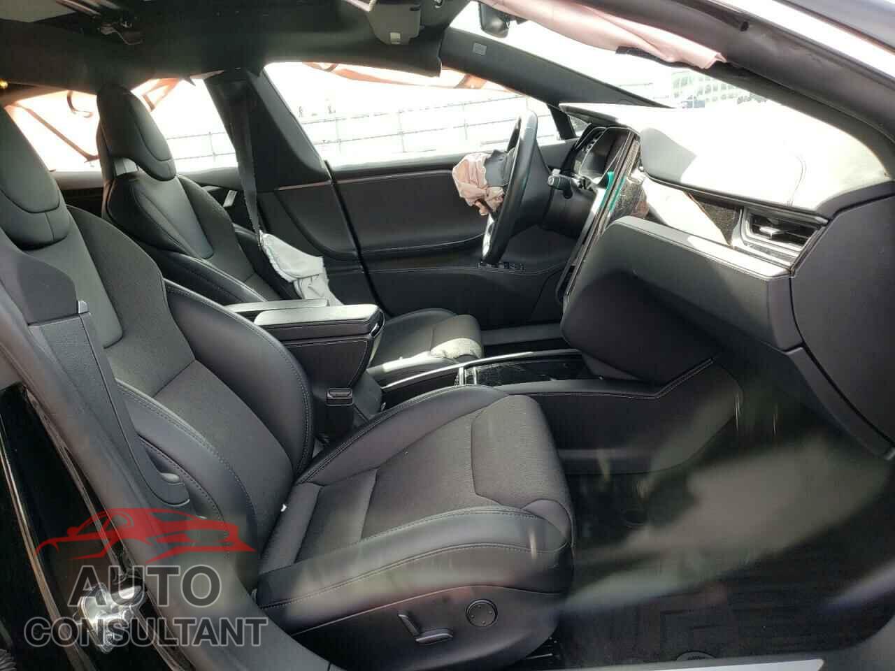 TESLA MODEL S 2018 - 5YJSA1E25JF276084