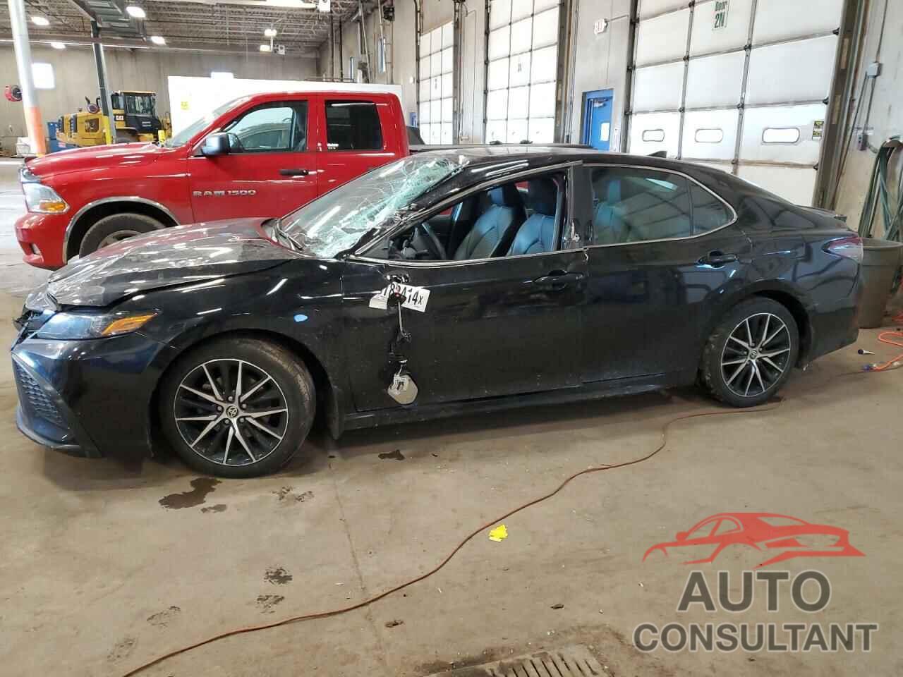 TOYOTA CAMRY 2021 - 4T1G11BKXMU026860