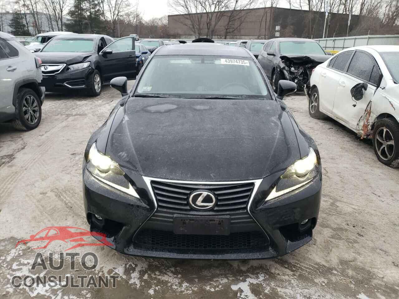 LEXUS IS 2015 - JTHCF1D22F5028213