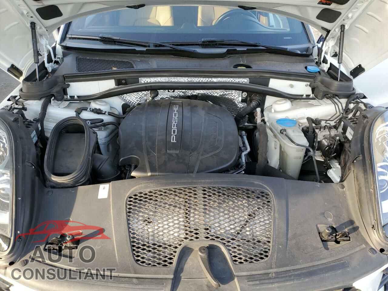 PORSCHE MACAN 2018 - WP1AA2A58JLB06332