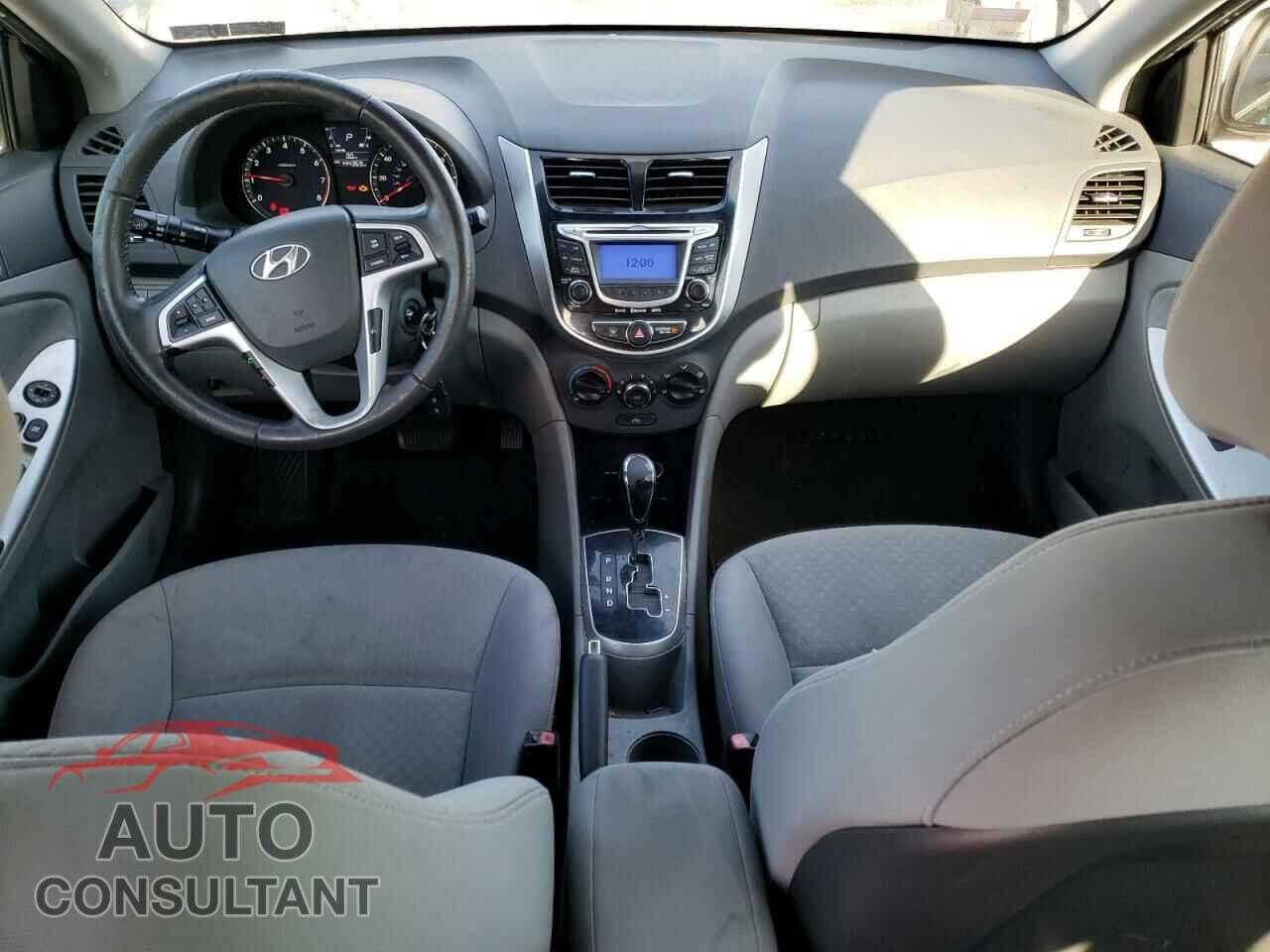 HYUNDAI ACCENT 2013 - KMHCU5AE9DU061821
