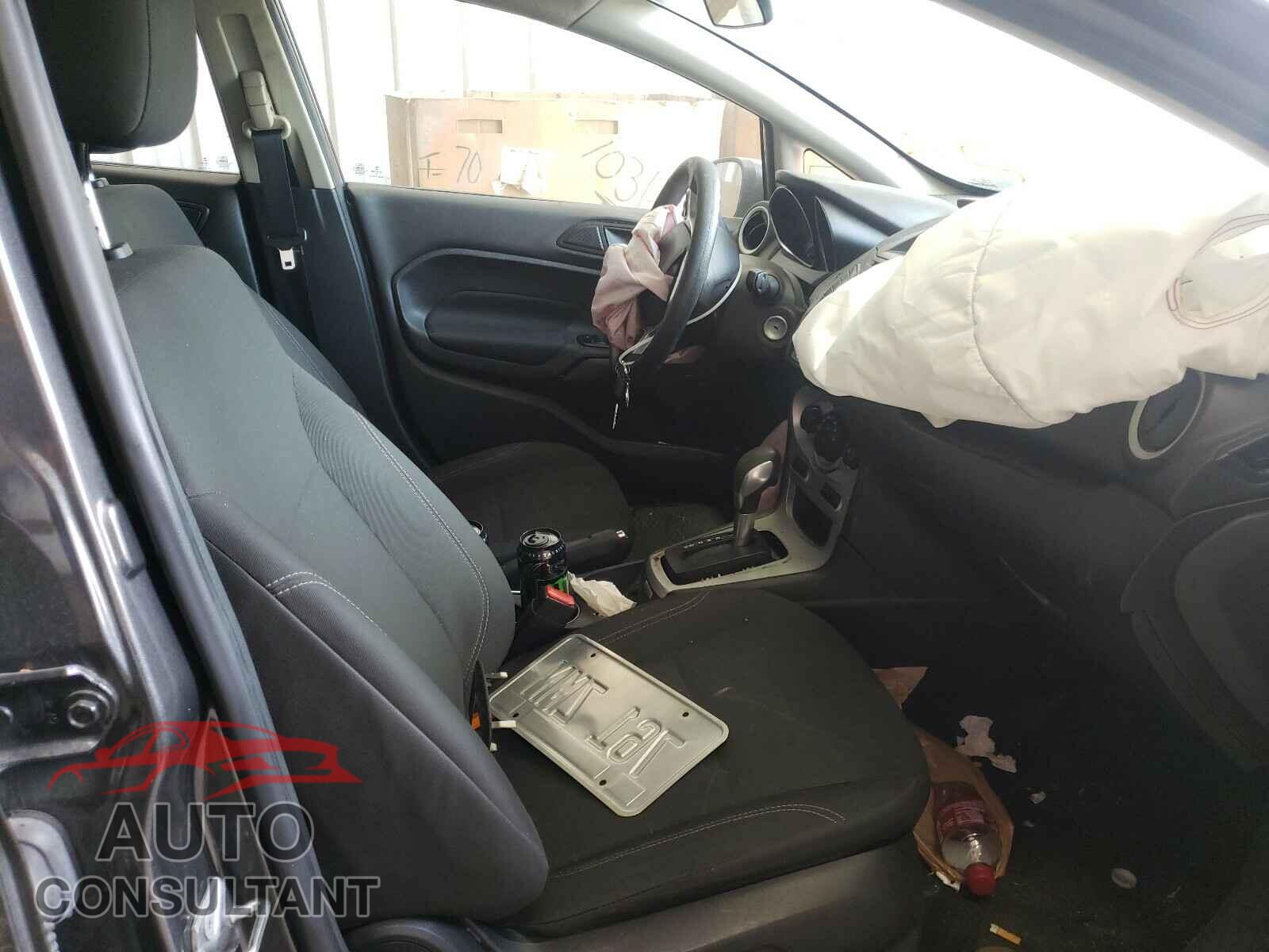 FORD FIESTA 2017 - 3FADP4EJ8HM123629