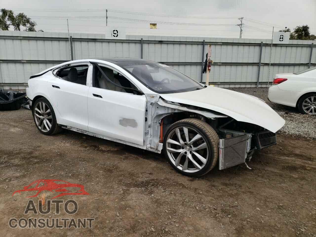 TESLA MODEL S 2016 - 5YJSA1E11GF130099
