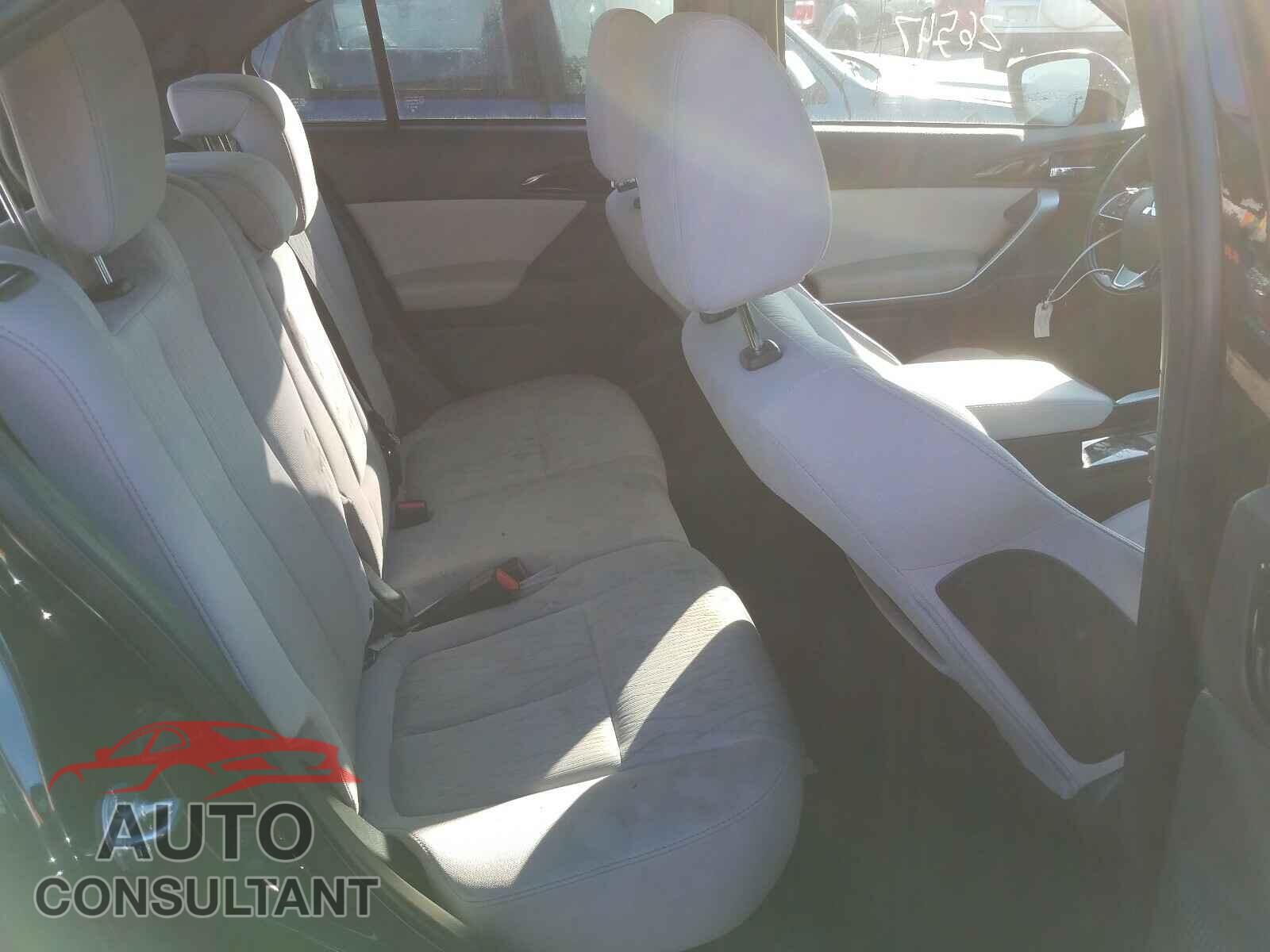 MITSUBISHI ECLIPSE 2018 - JA4AT5AAXJZ046913