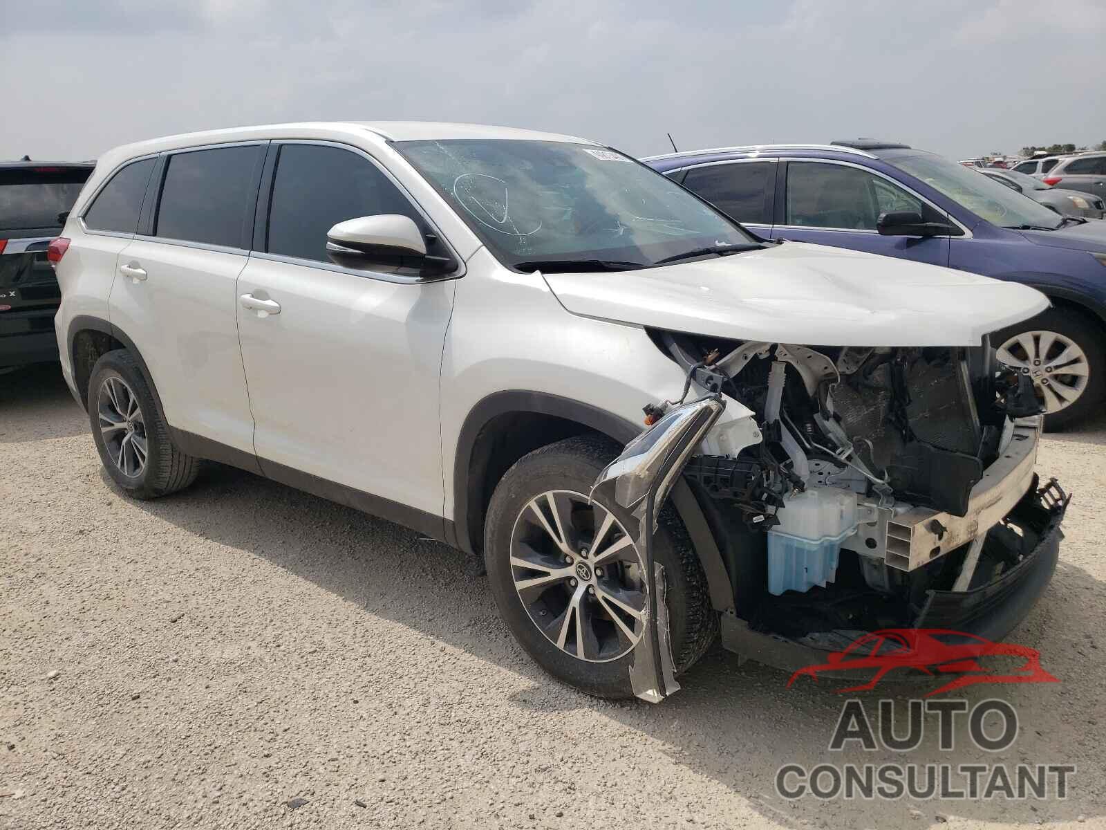 TOYOTA HIGHLANDER 2019 - 5TDZARFH8KS045662