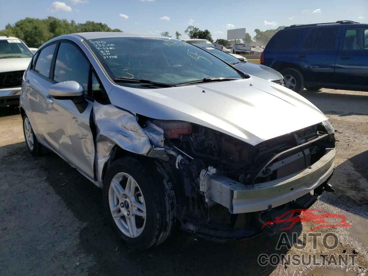 FORD FIESTA 2018 - 3FADP4EJ5JM119544