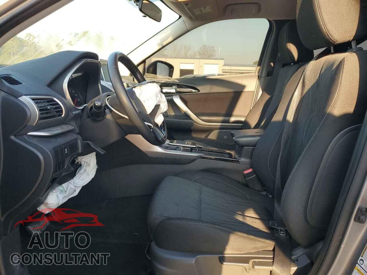 MITSUBISHI ECLIPSE 2019 - JA4AT5AA7KZ052461