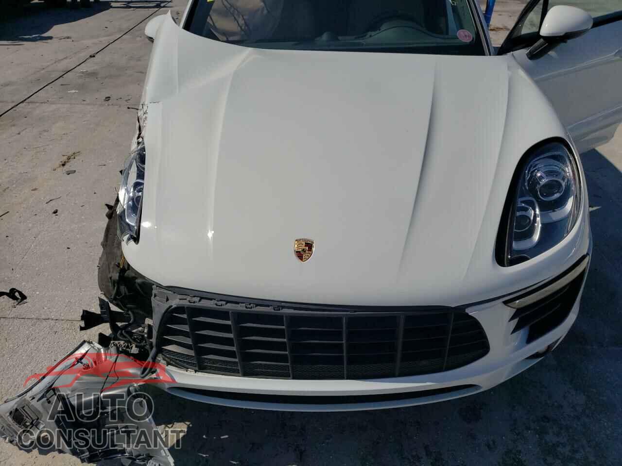 PORSCHE MACAN 2017 - WP1AA2A55HLB00756