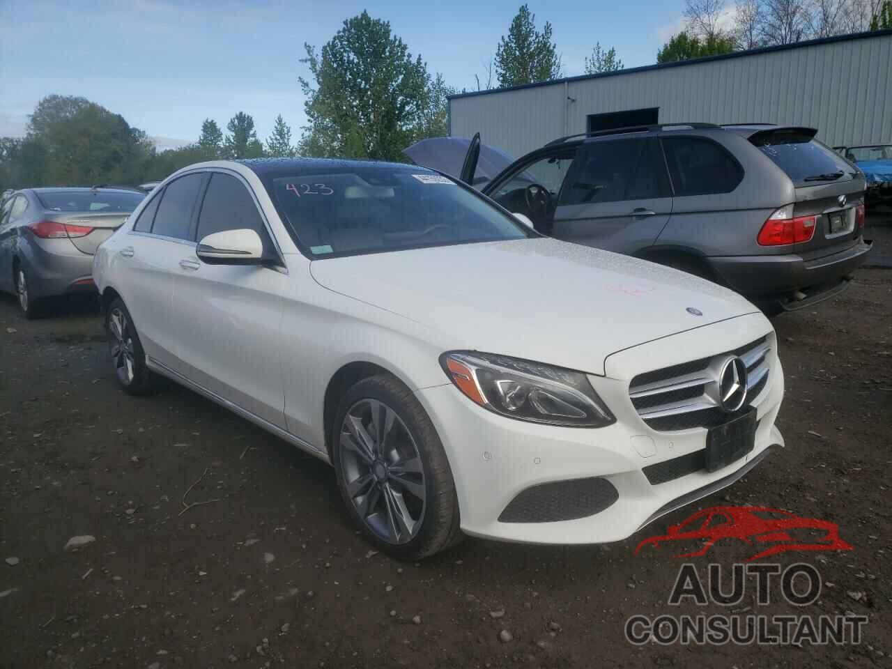 MERCEDES-BENZ C-CLASS 2017 - 55SWF4KB0HU199562