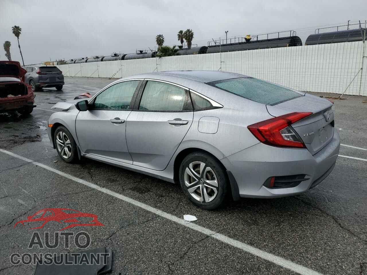 HONDA CIVIC 2018 - 2HGFC2F53JH501561