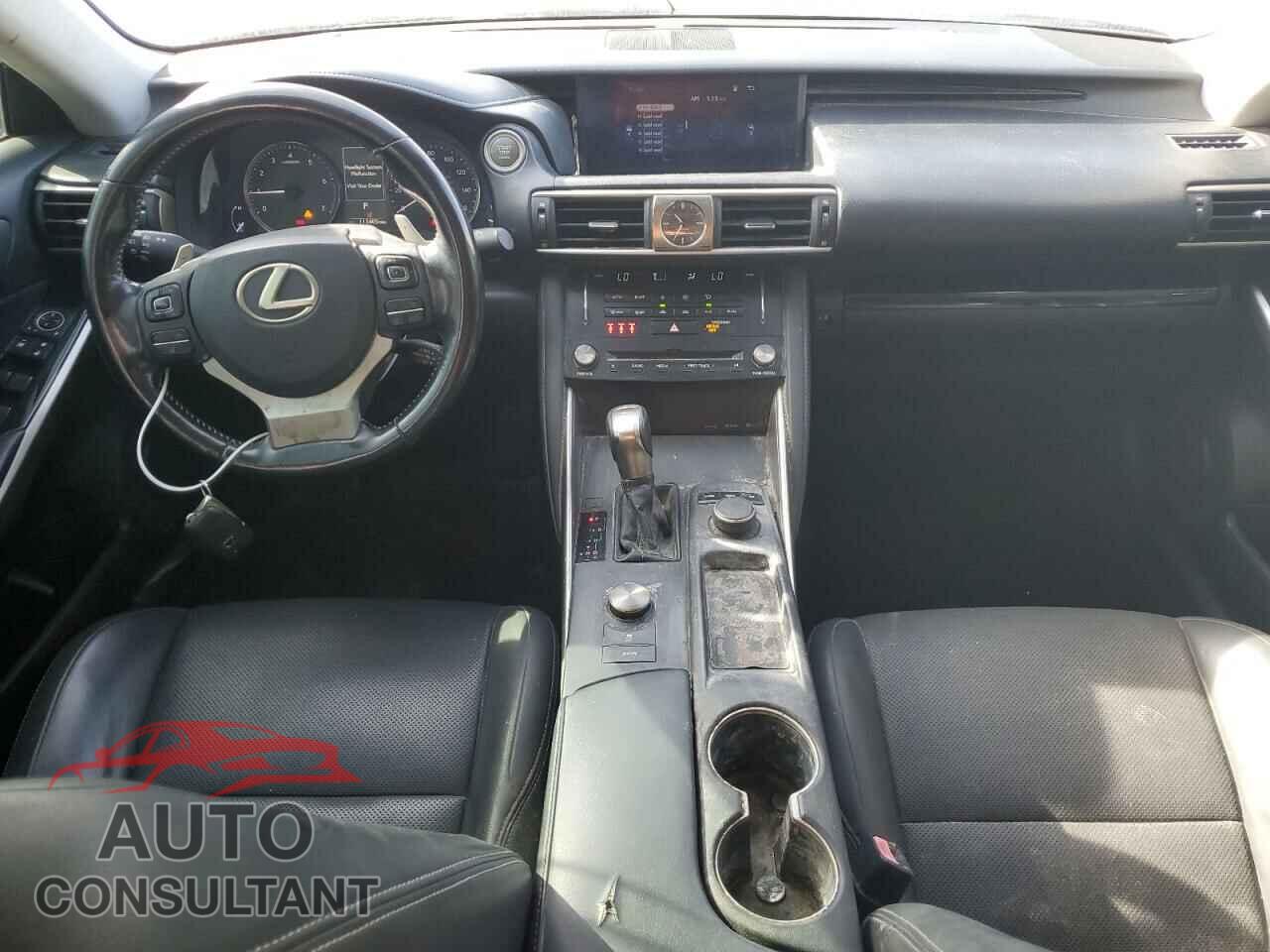 LEXUS IS 2017 - JTHBA1D27H5043674