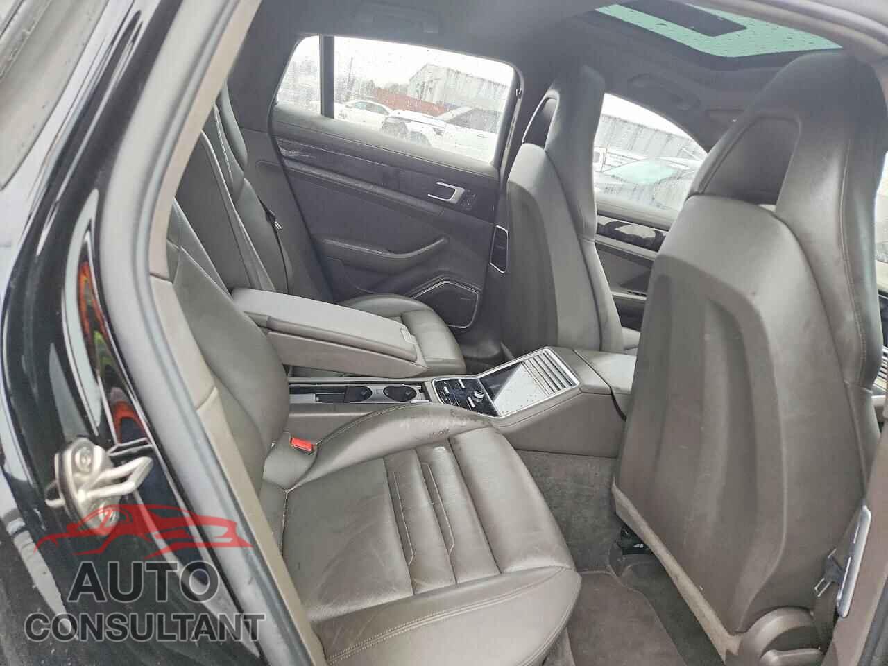PORSCHE PANAMERA 2017 - WP0AA2A73HL103819