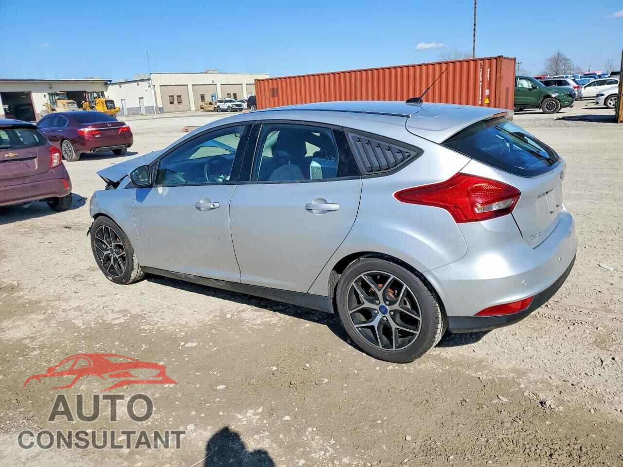 FORD FOCUS 2017 - 1FADP3M22HL326764