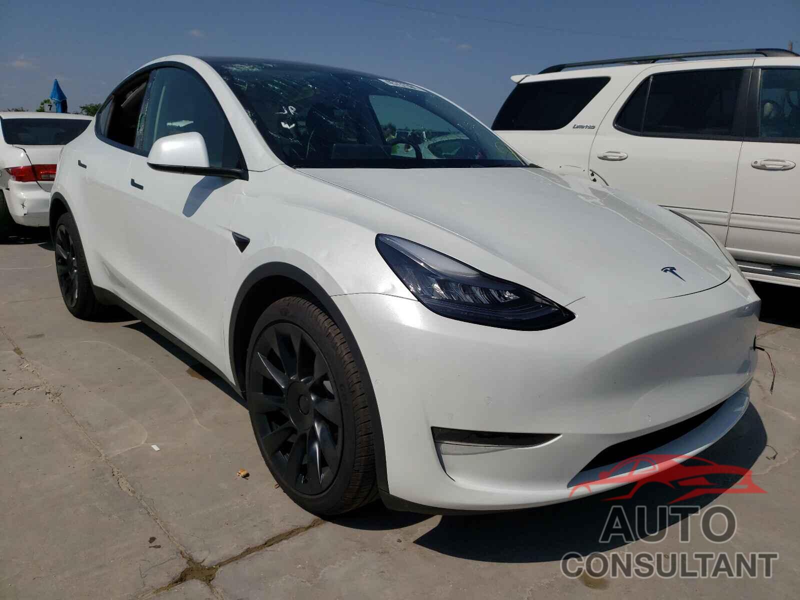 TESLA MODEL Y 2021 - 5YJYGDEE0MF082880