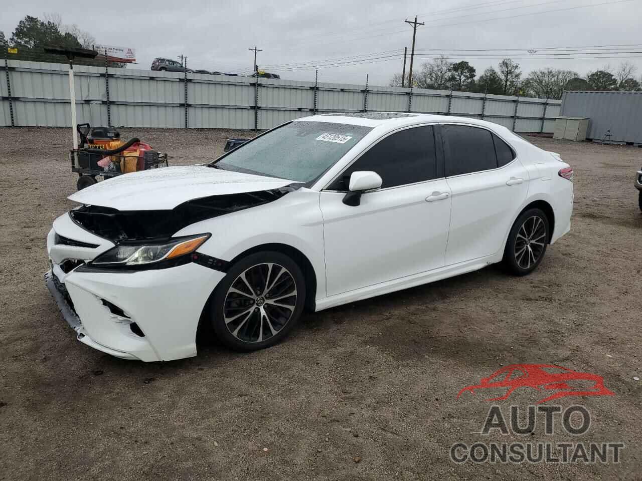 TOYOTA CAMRY 2018 - 4T1B11HK4JU627565